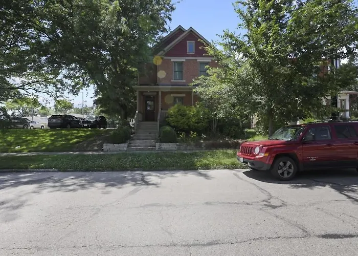 Housepitality - The Victorian Vacation Holiday home Columbus